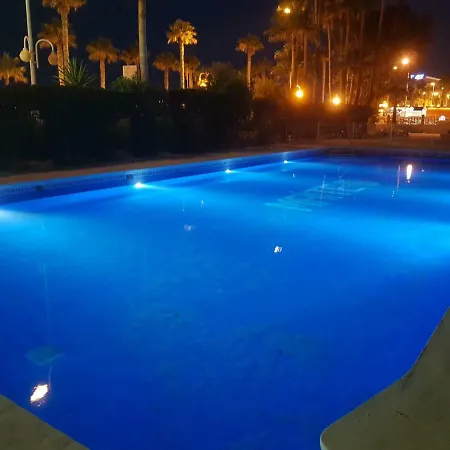 Maite 2. Frontal Al Mar 2 Dormitorios Y Wifi * Benalmadena